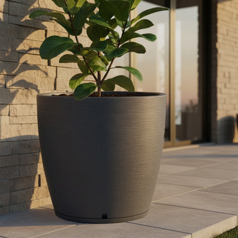 Macetero Amsterdam Ø69cm H70cm Polietileno Alta Densidad, incluye plato, sin planta