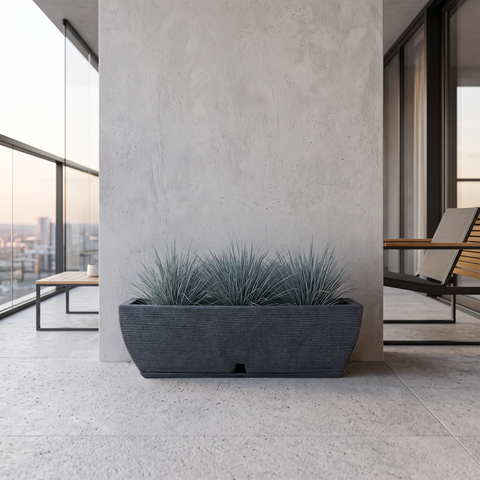 Macetero Amsterdam 75x26cm H25cm Polietileno Alta Densidad, incluye plato, sin planta